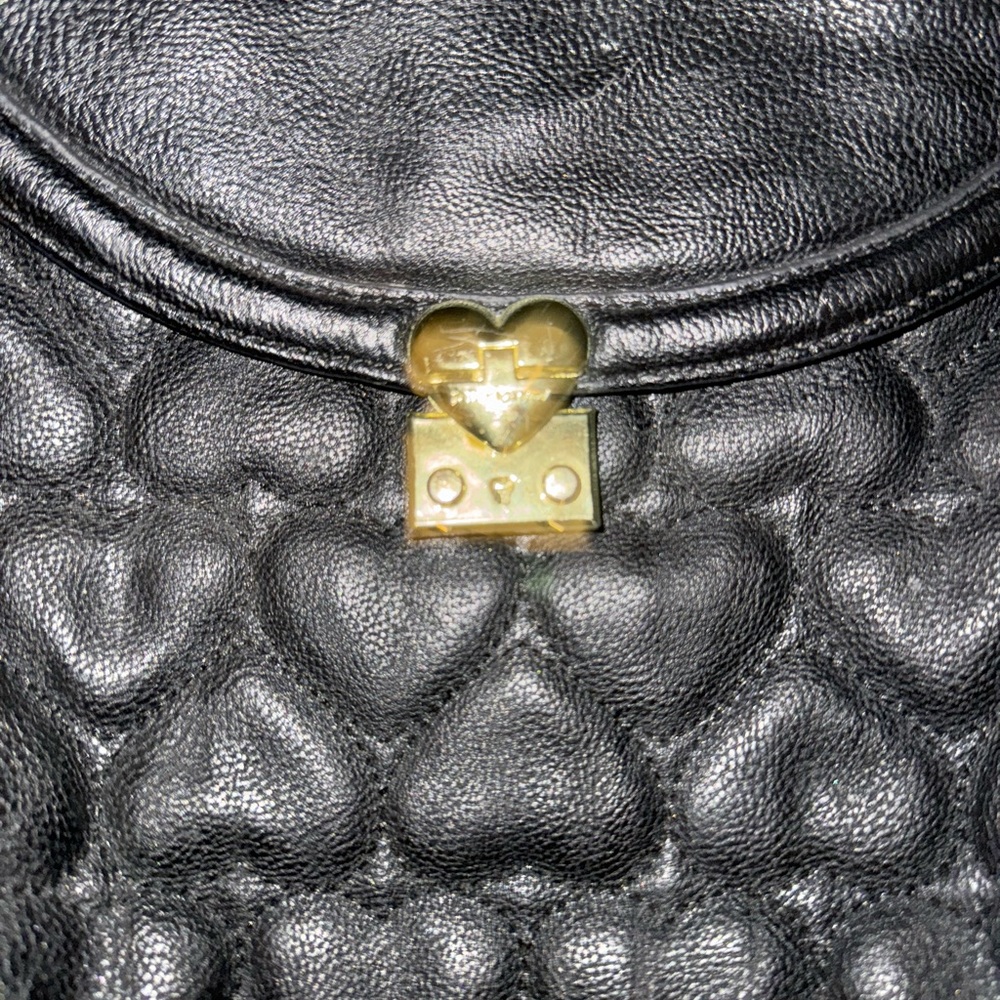 Betsy Johnson “Be Mine” Heart Stitched Convertibl… - image 2